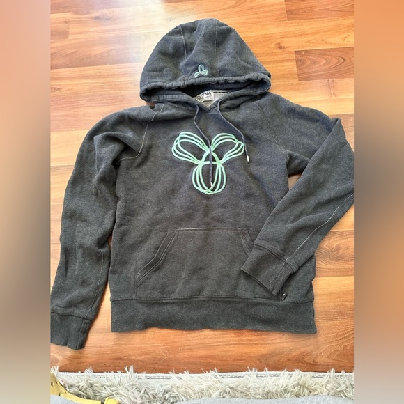 TNA Hoodie - Picture 2 of 7